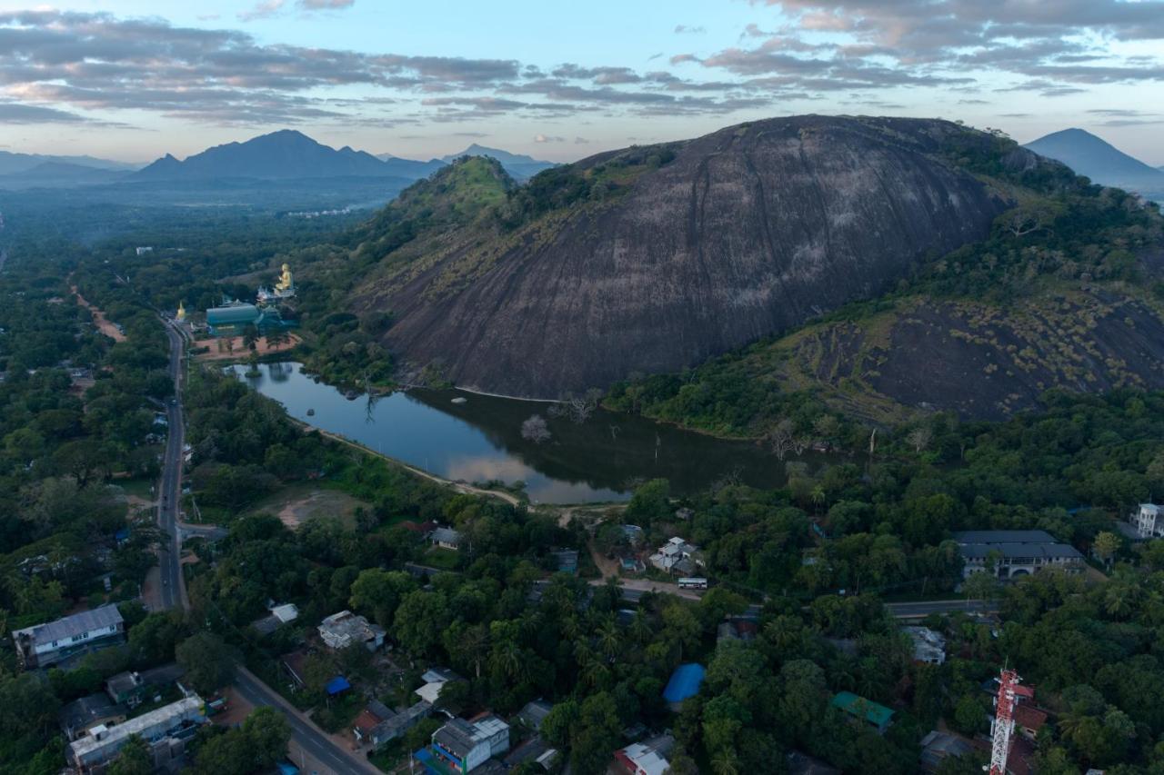 Rock View Home Stay Дамбулла Экстерьер фото
